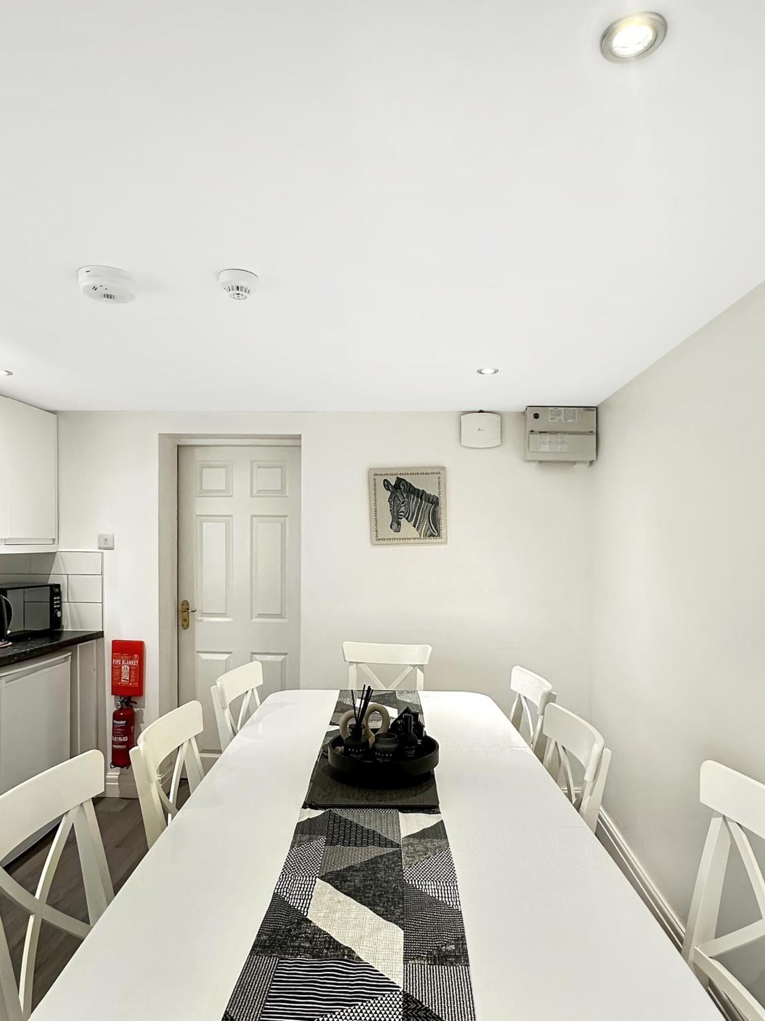 Granada Apartments Queen'S Promenade Blackpool Extérieur photo