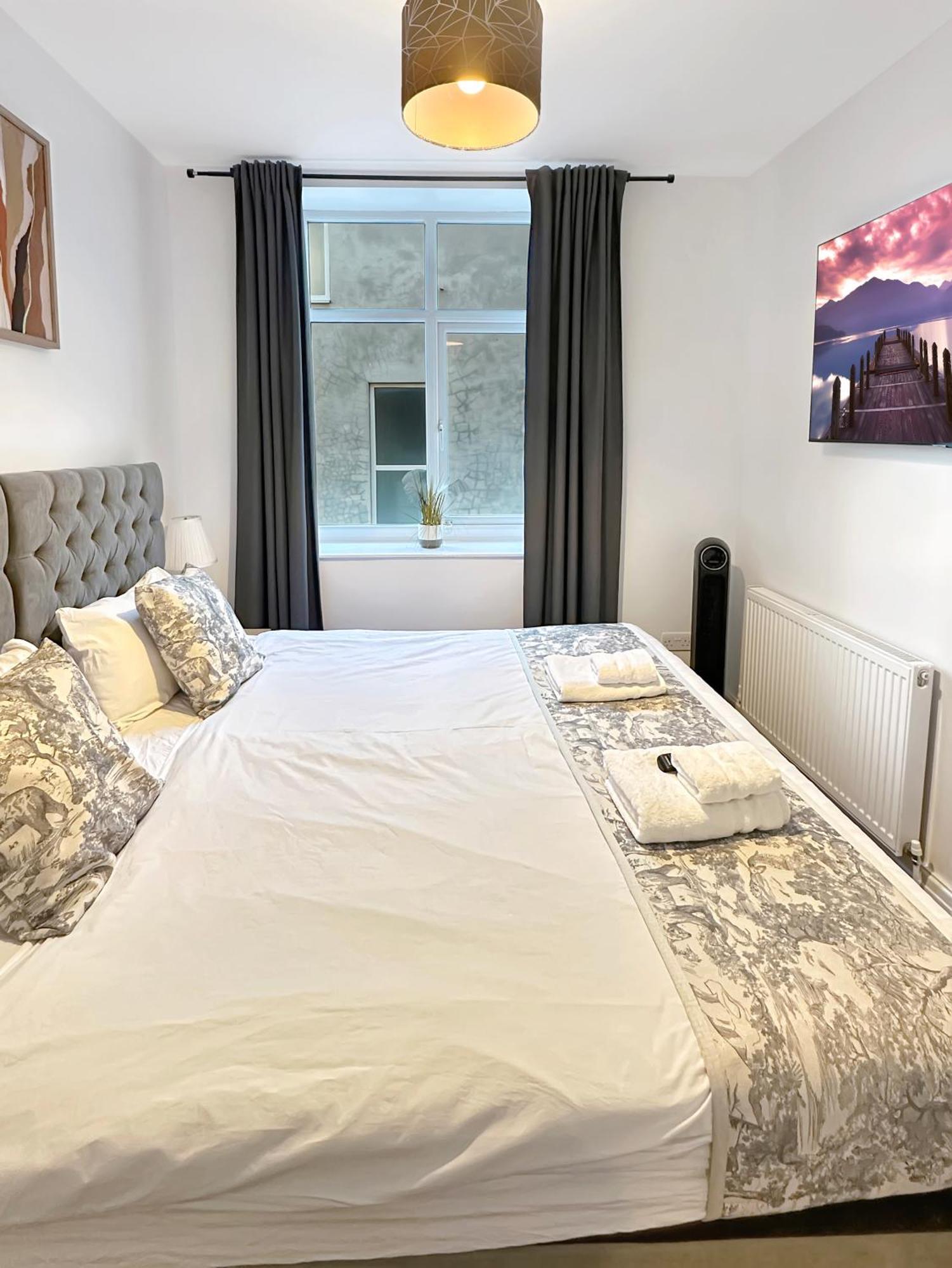 Granada Apartments Queen'S Promenade Blackpool Extérieur photo